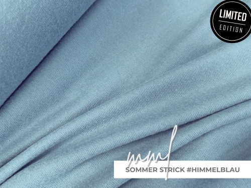 Sommer Strick Himmelblau - leichter, elastischer Strick in mittelblau / blau