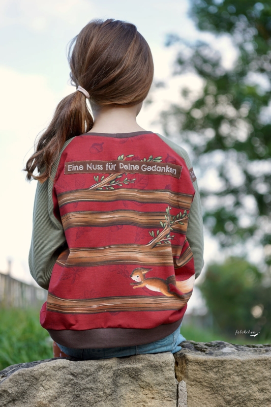 Bio-Sommer-Sweat-Stoff "Hörnchenliebe #dark red" (1 Panel, ca. 0,65m)