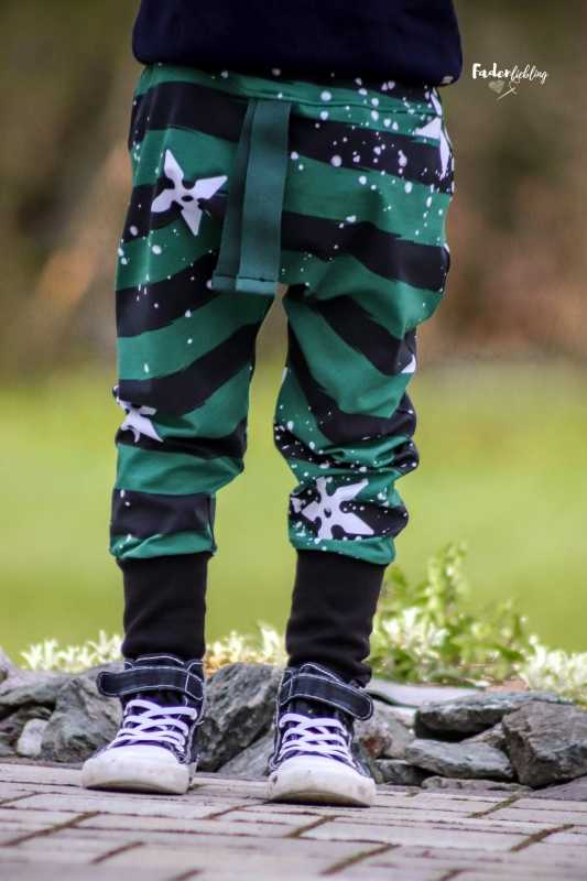 Jersey-Stoff "Ninja stars #green" (0,25m)