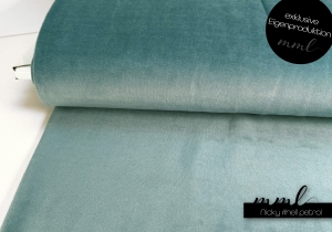 Der Stoff hat eine Breite von ca...