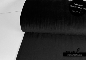 Der Stoff hat eine Breite von ca...